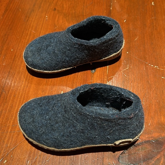 Glerups Slippers in Denim EU 25 US 9 - Picture 5 of 13